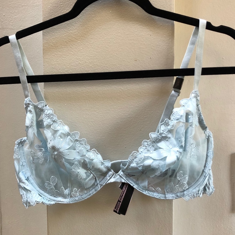 NWT Beautiful Lacy Bra from Victoria’s Secret